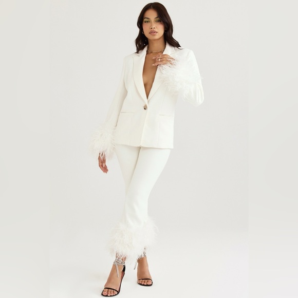 House of CB Iman Ivory Oversized Blazer & Fae Hem Trousers Size XS - Picture 2 of 13
